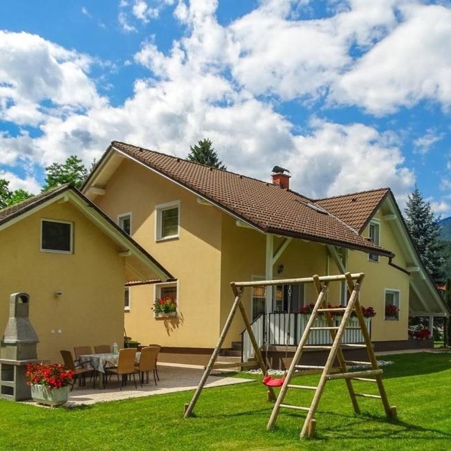 Apartmaji Cujez Recica ob Savinji Exterior foto
